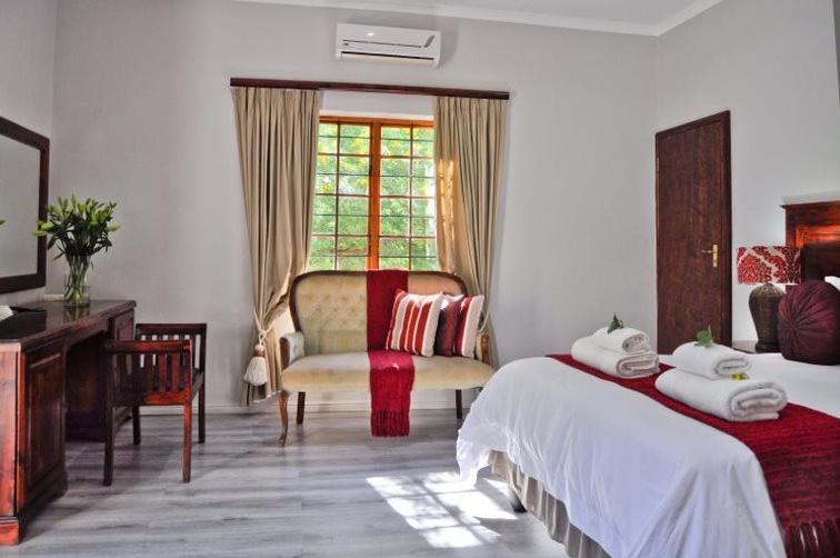 Thorntree Country Lodge Оудсхорн Екстериор снимка